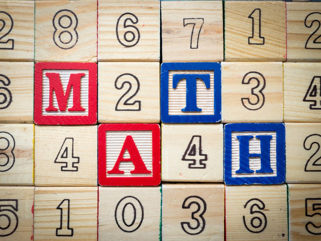 Questão 37 – UFPR –  Engenheiro Civil Júnior – Concurso Público – Edital n° 01/2005 –&nbsp;Inflação